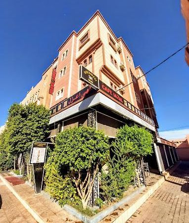 Iazal Hotel ورزازات المظهر الخارجي الصورة