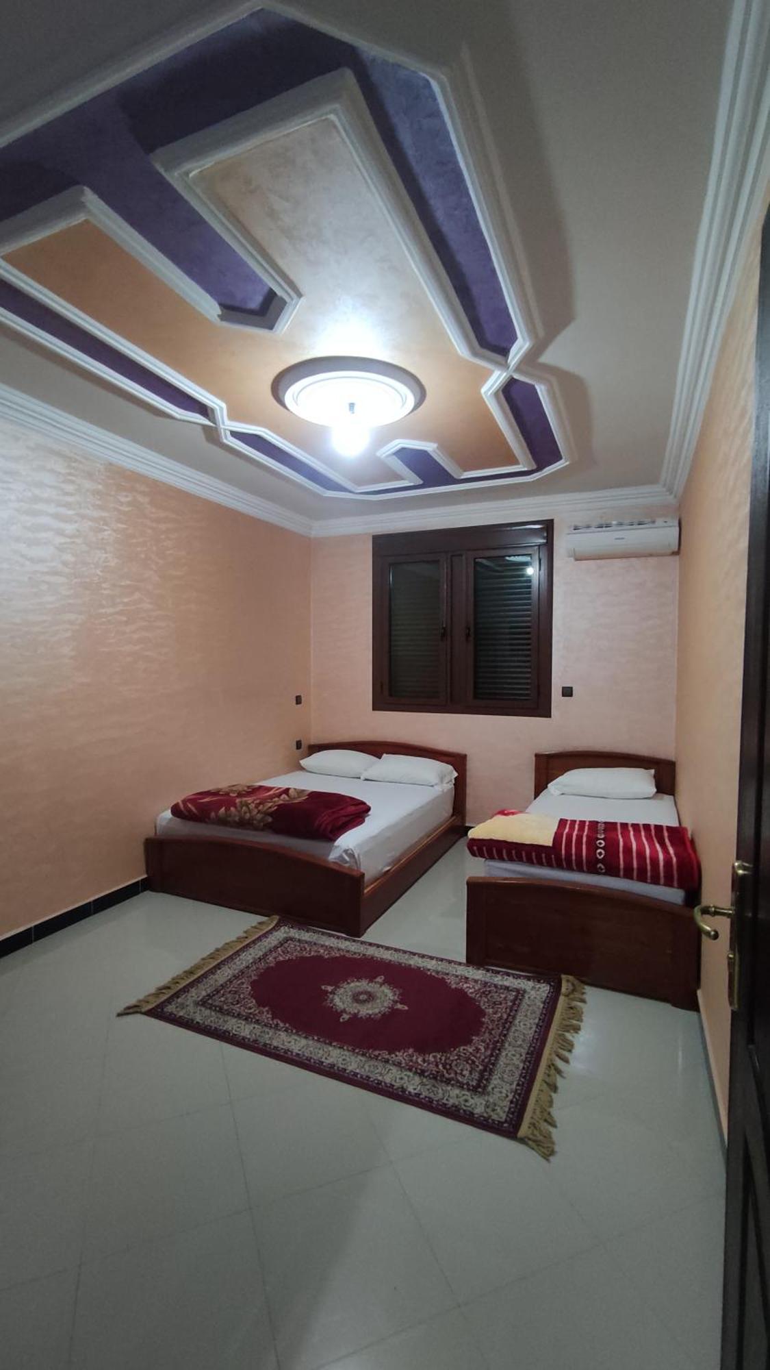 Iazal Hotel ورزازات المظهر الخارجي الصورة