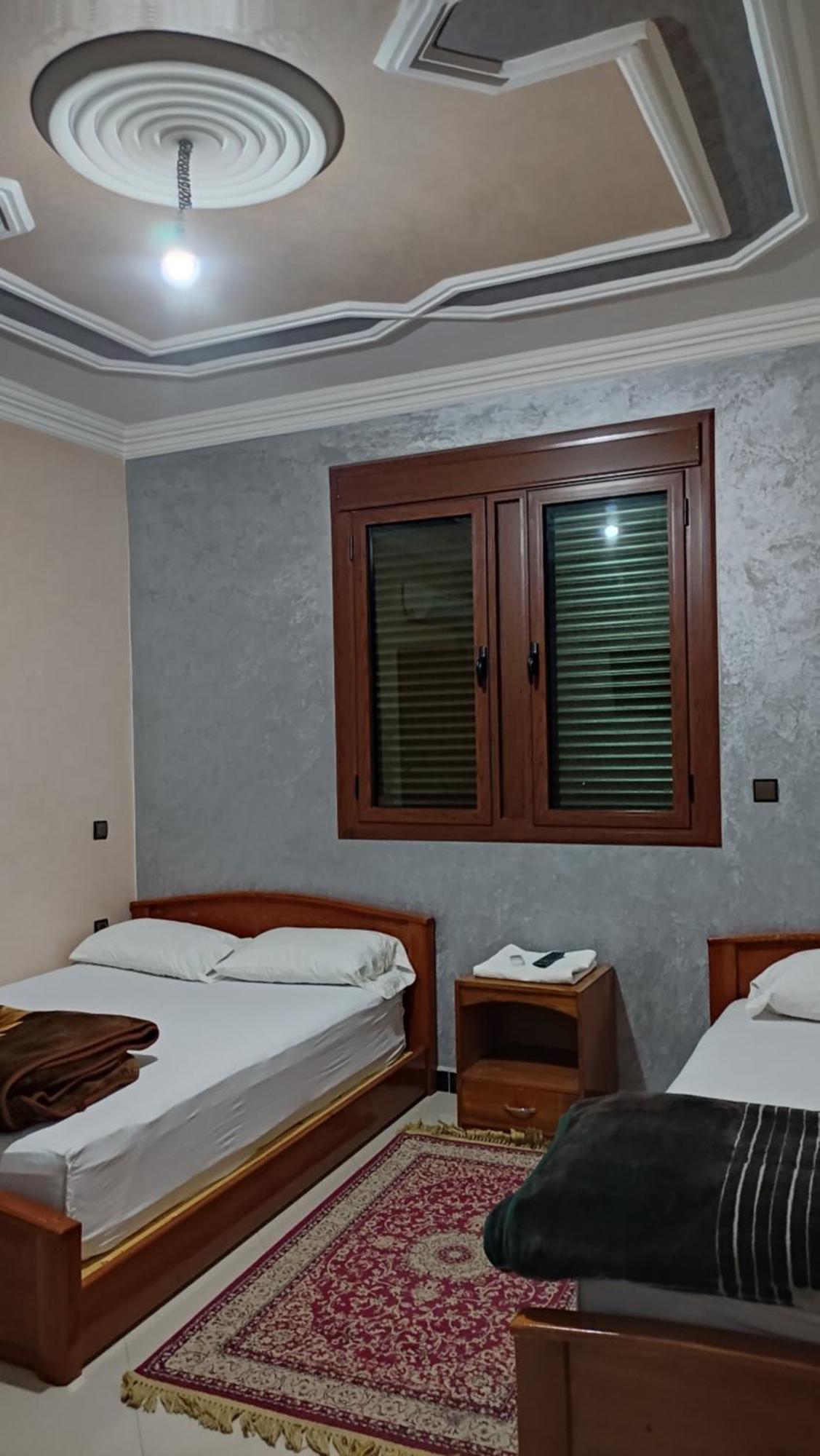 Iazal Hotel ورزازات المظهر الخارجي الصورة